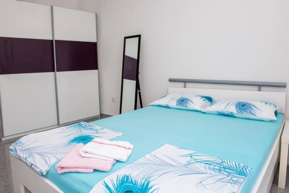 Apartment Vodice - Lovric Εξωτερικό φωτογραφία