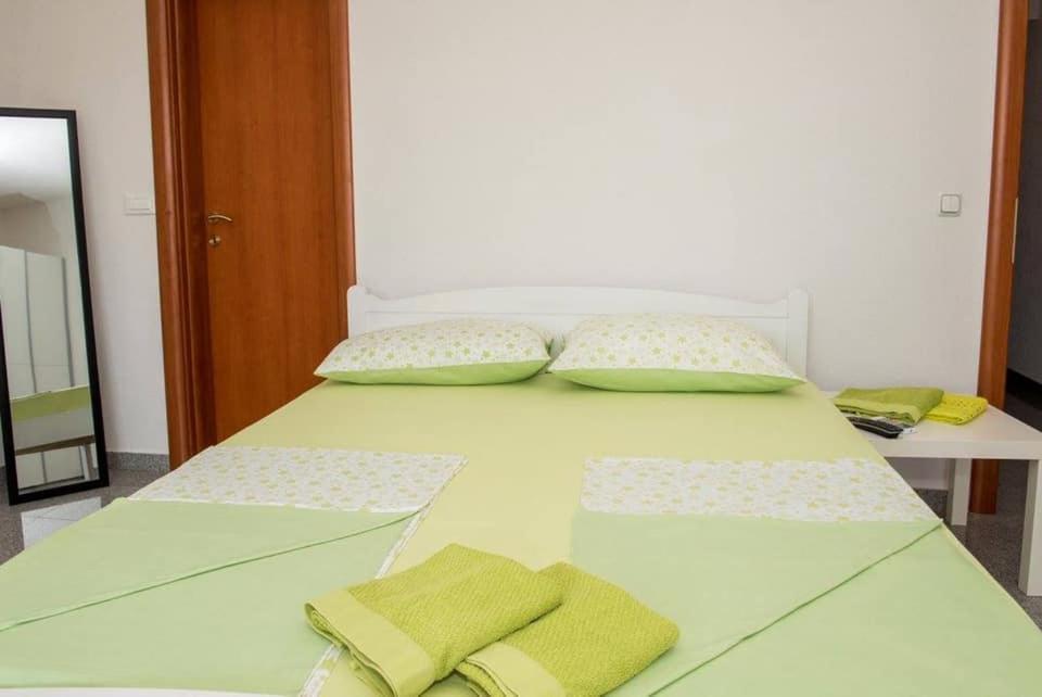 Apartment Vodice - Lovric Εξωτερικό φωτογραφία
