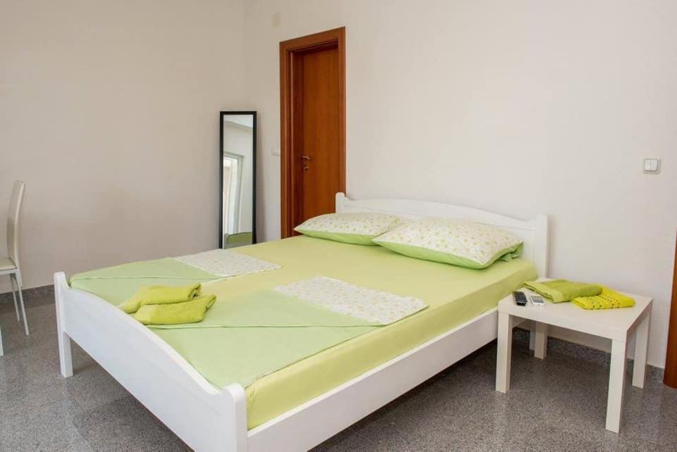 Apartment Vodice - Lovric Εξωτερικό φωτογραφία